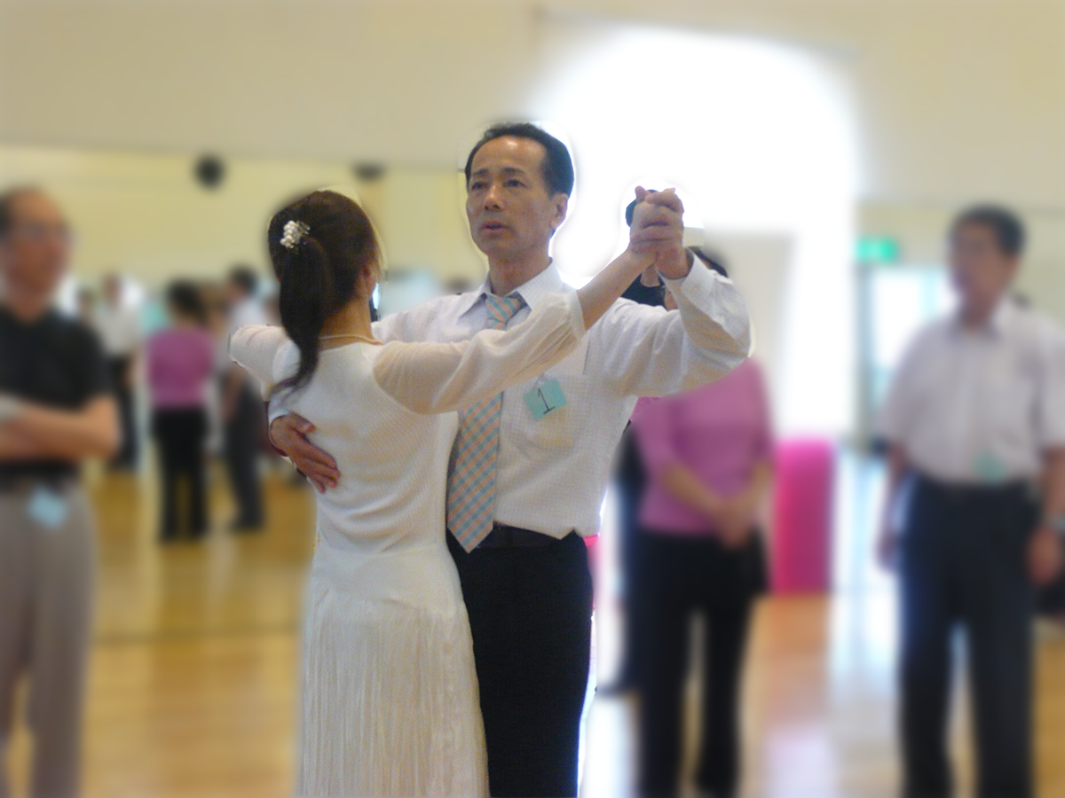 サービス名をここに入れます